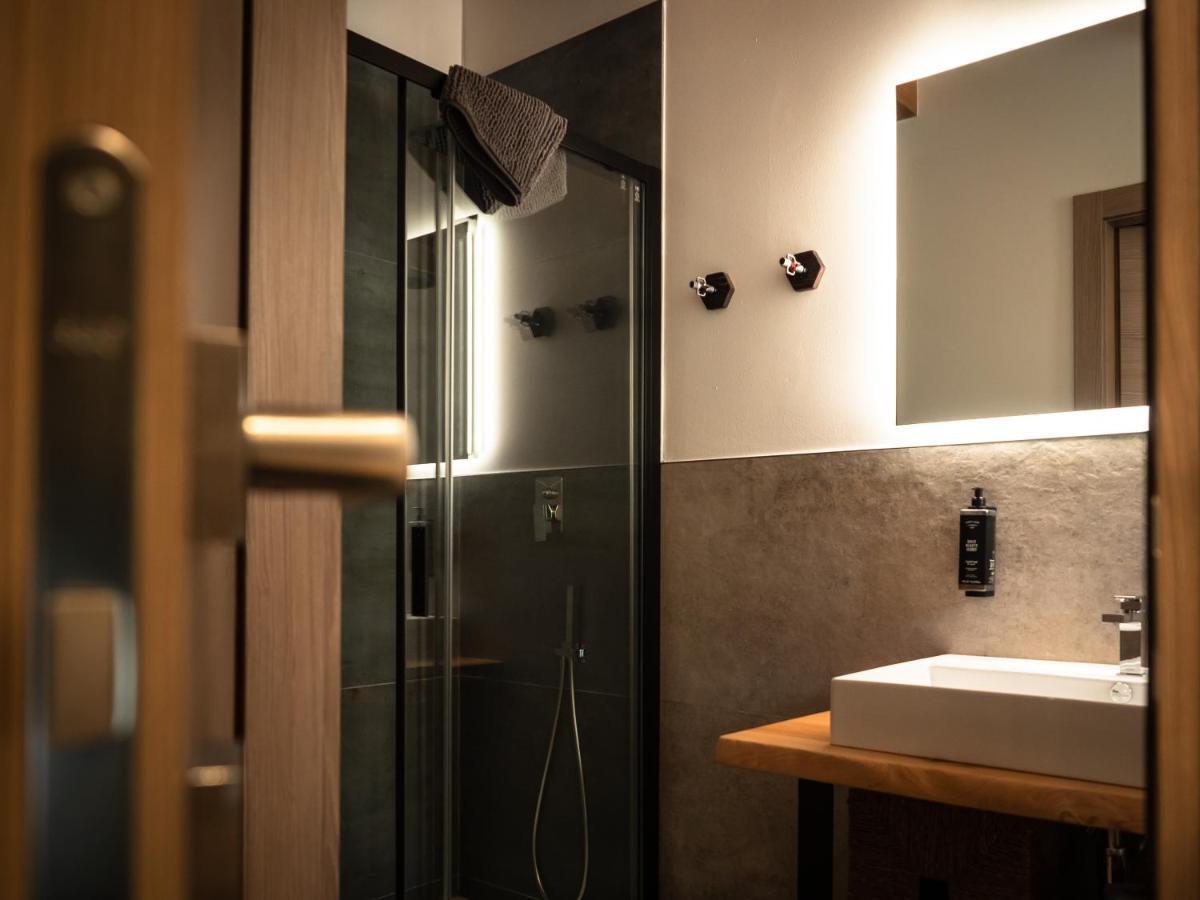 Sleep 'N' Ride Massa Marittima Hotel Ngoại thất bức ảnh